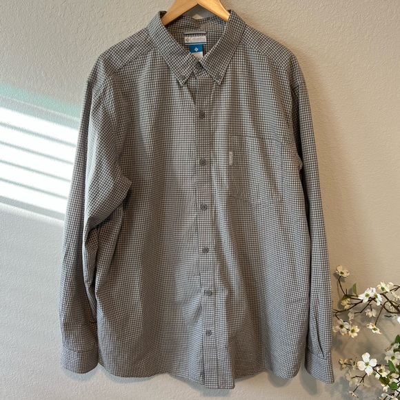 Columbia Other - Columbia Gray Check Button Down Shirt XL